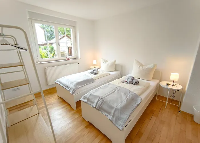 Daire Hage Friedrichshafen